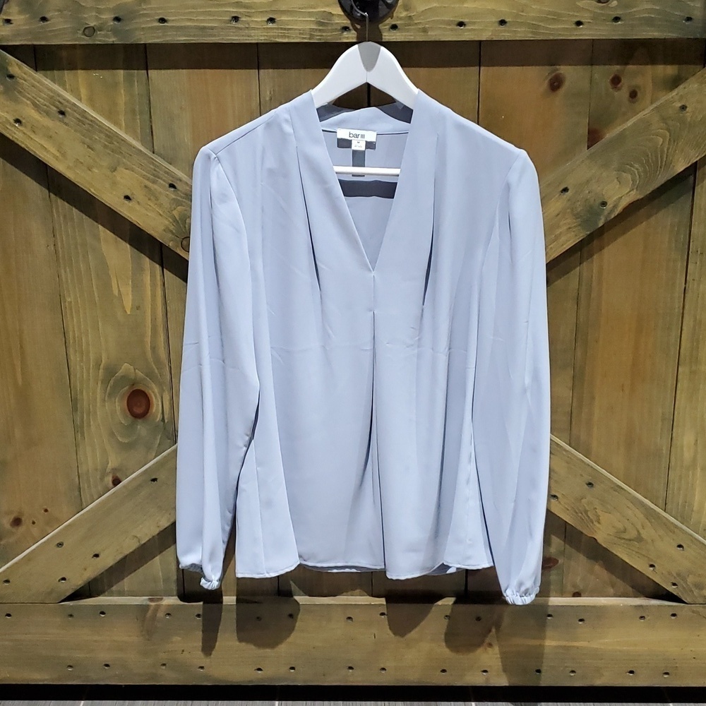 BAR III GRAY LONG SLEEVE BLOUSE  SIZE MEDIUM VNECK CAREER BUSINESS MINIMALIST